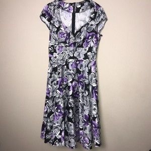 Dollz & Dames Size M Swing Dress Purple Flowers Pinup Couture Full Circle Retro